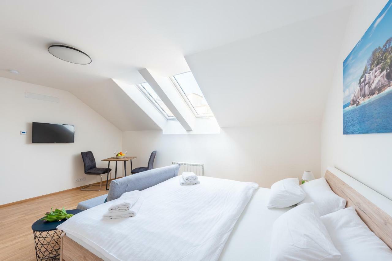 Ferdinand Apartment Prague Luaran gambar